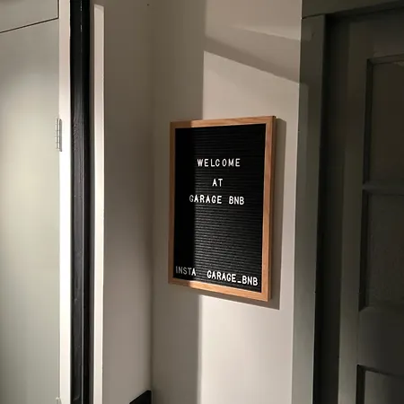 Panzió Garage Amszterdam